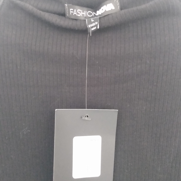 Dress - Picture 2 of 3